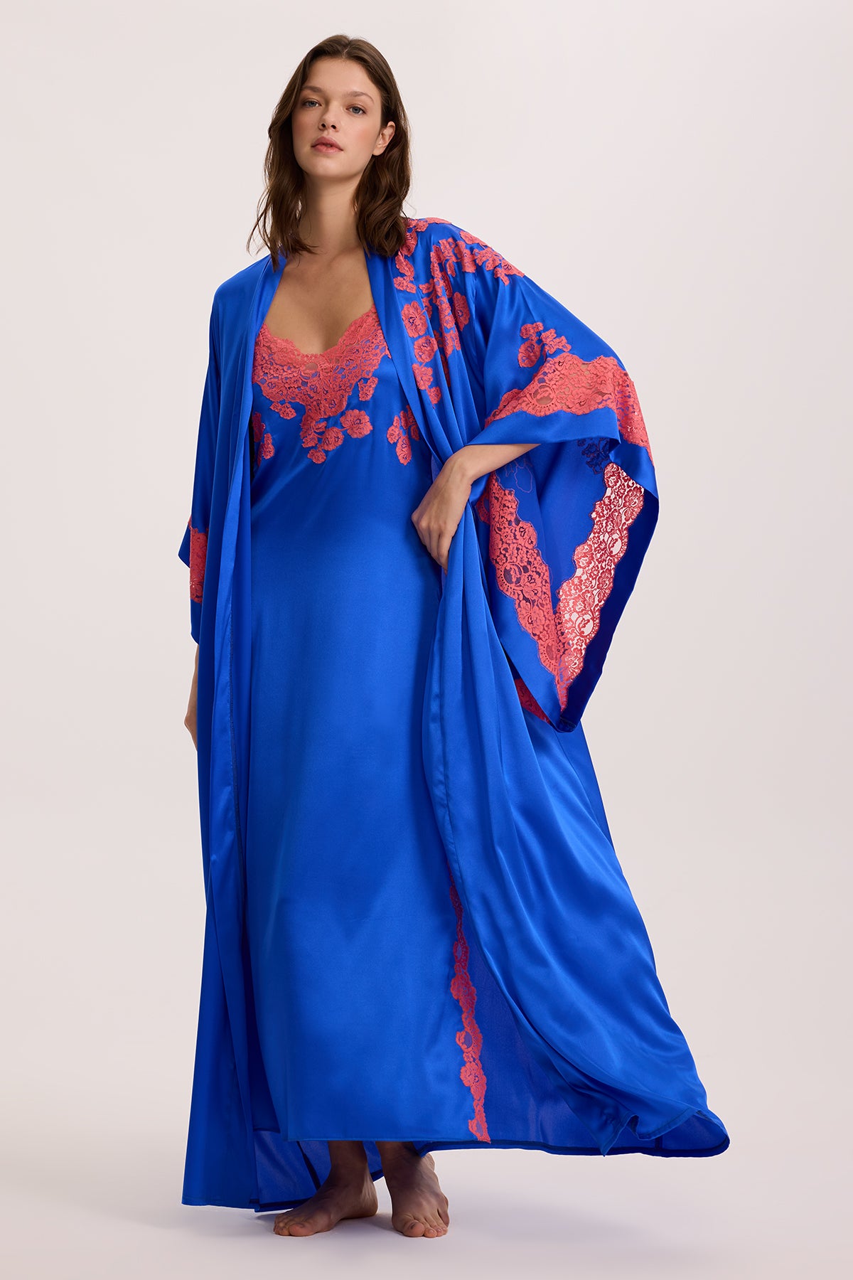 Coral Sky İpek Uzun Gecelik ve Kimono Sabahlık