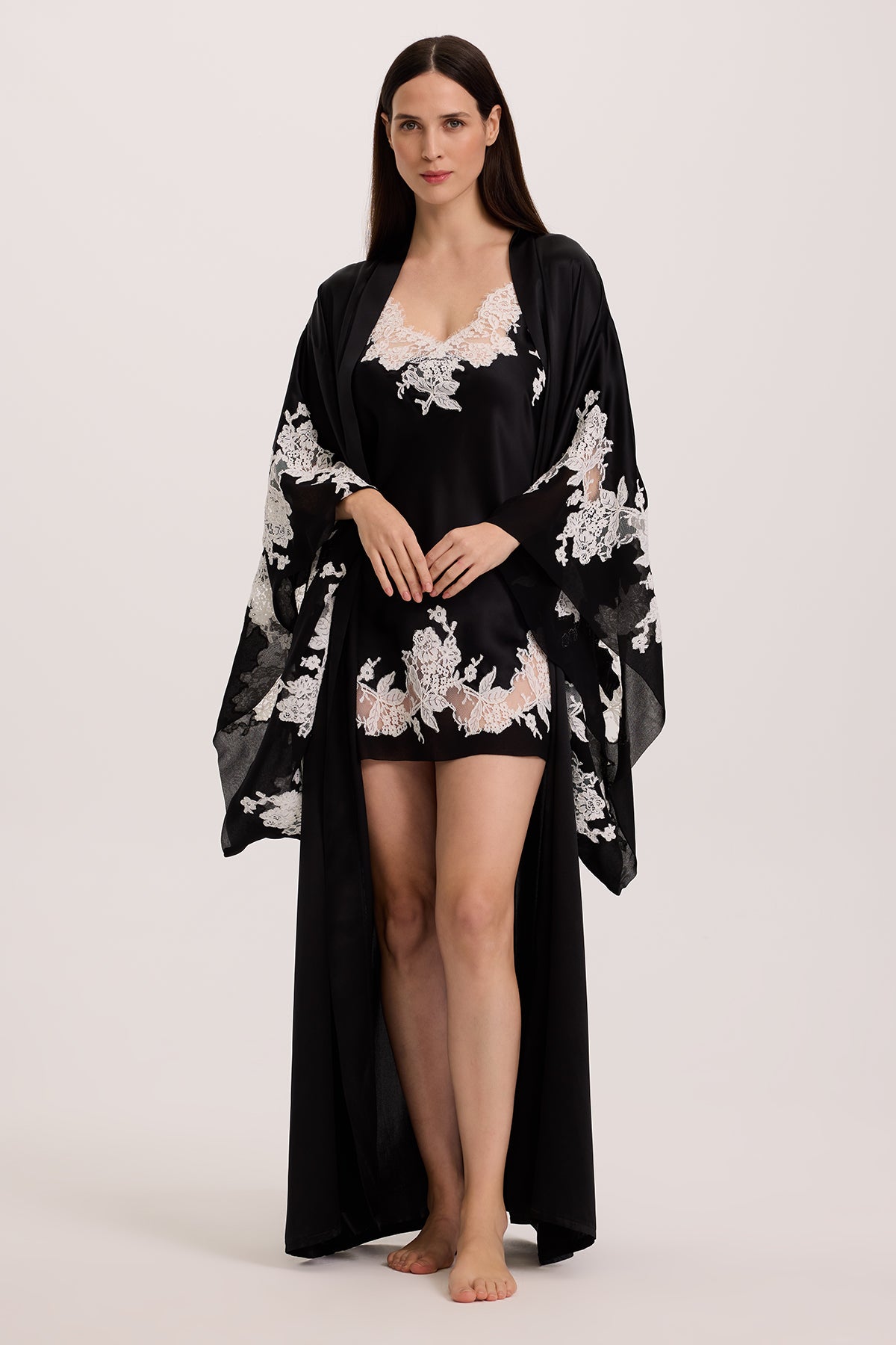 Odile Uzun Kimono Bornozlu Kısa İpek Gecelik