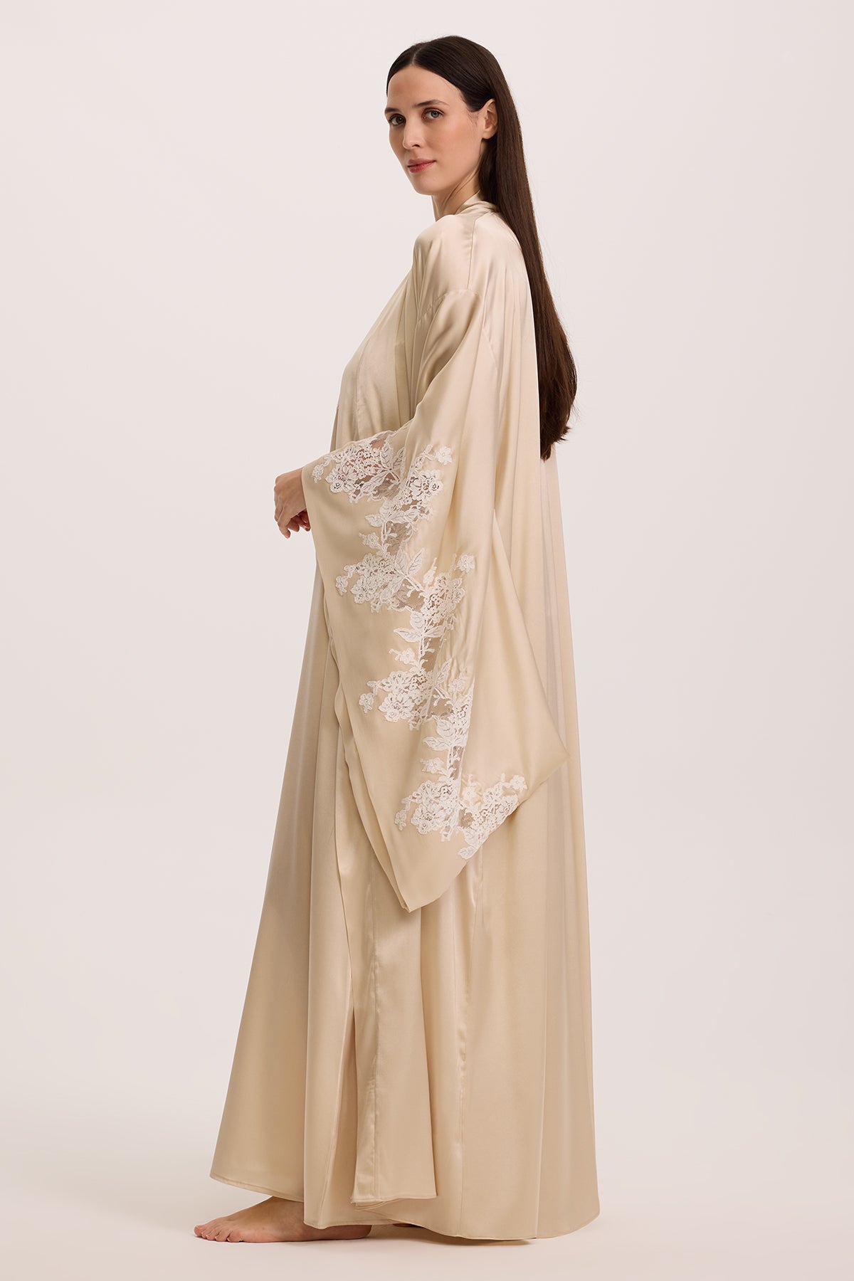 Bianco Beige Silk Nightgown with Kimono Robe