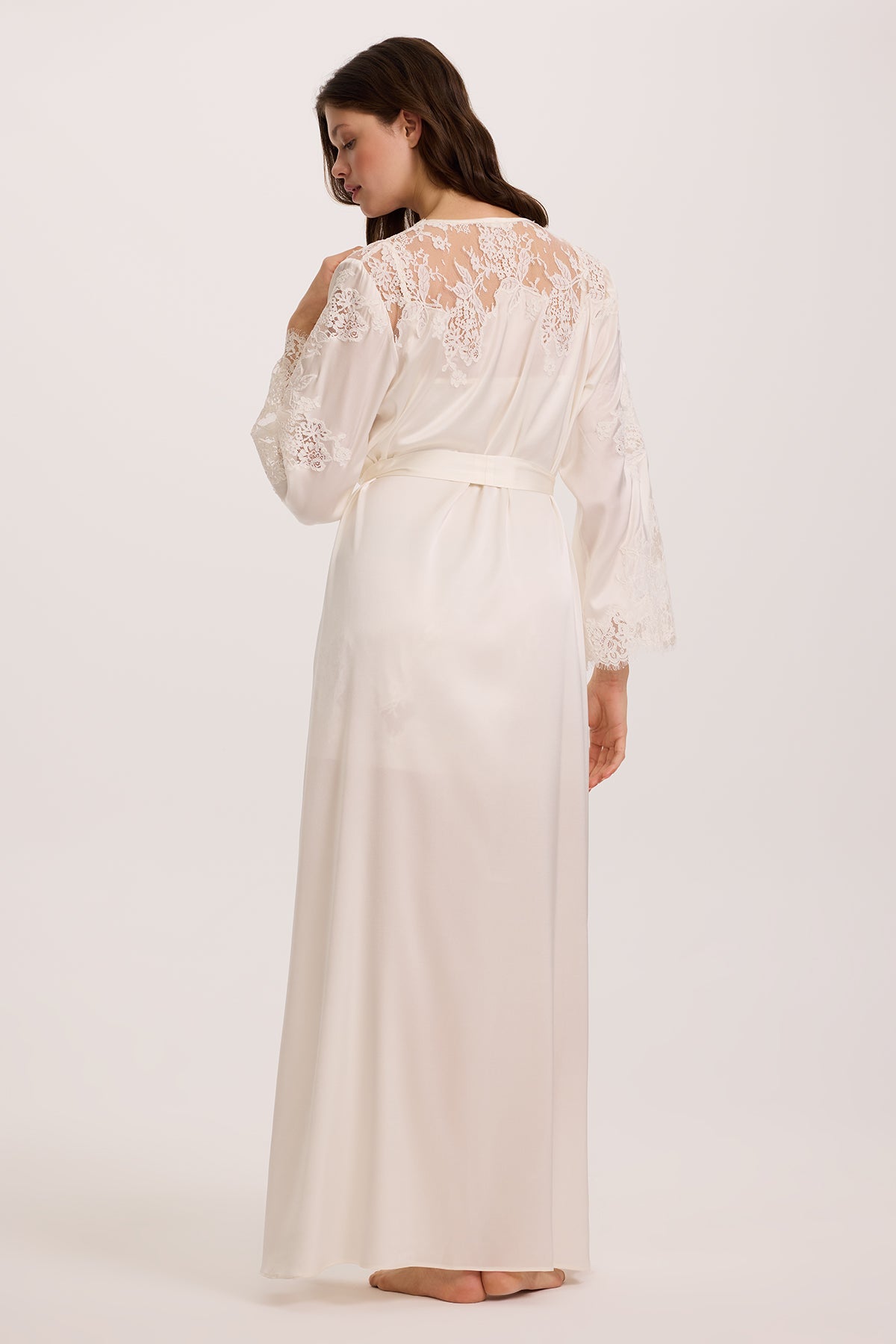 Bianco Silk Nightie and Long Robe