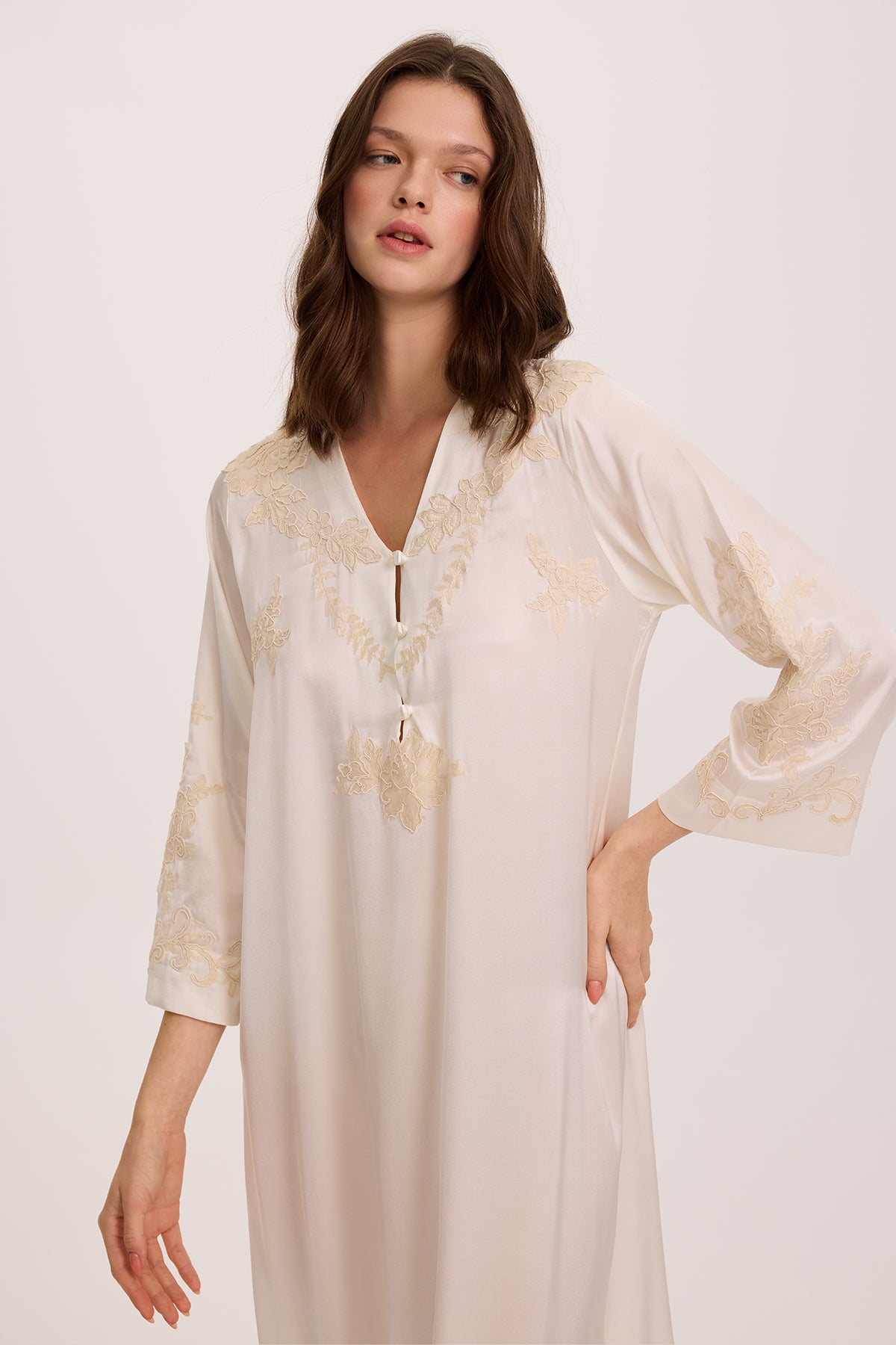 Sia Ekru İpek Kaftan Elbise