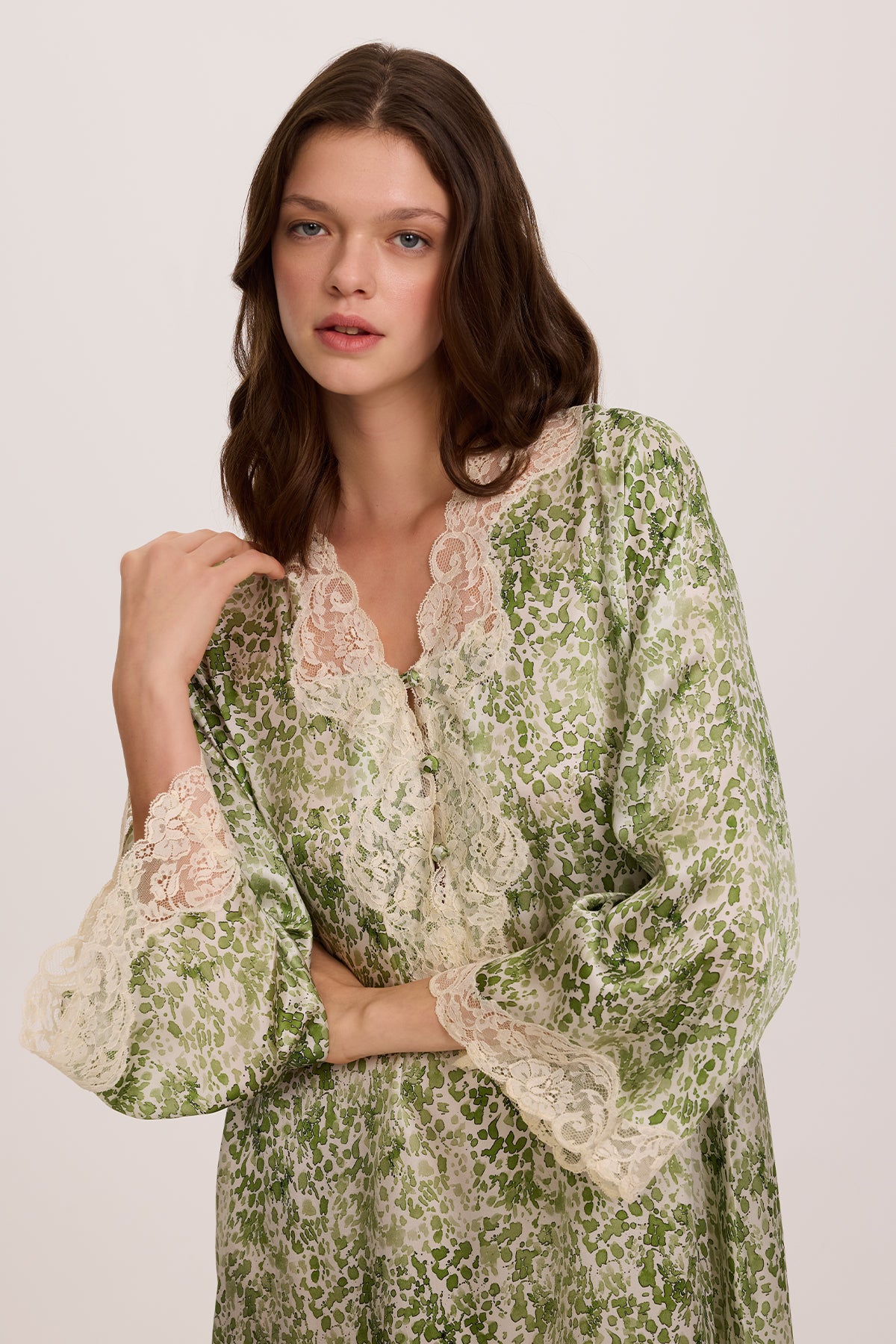 Sia Çiçekli Çayır İpek Kaftan Elbise