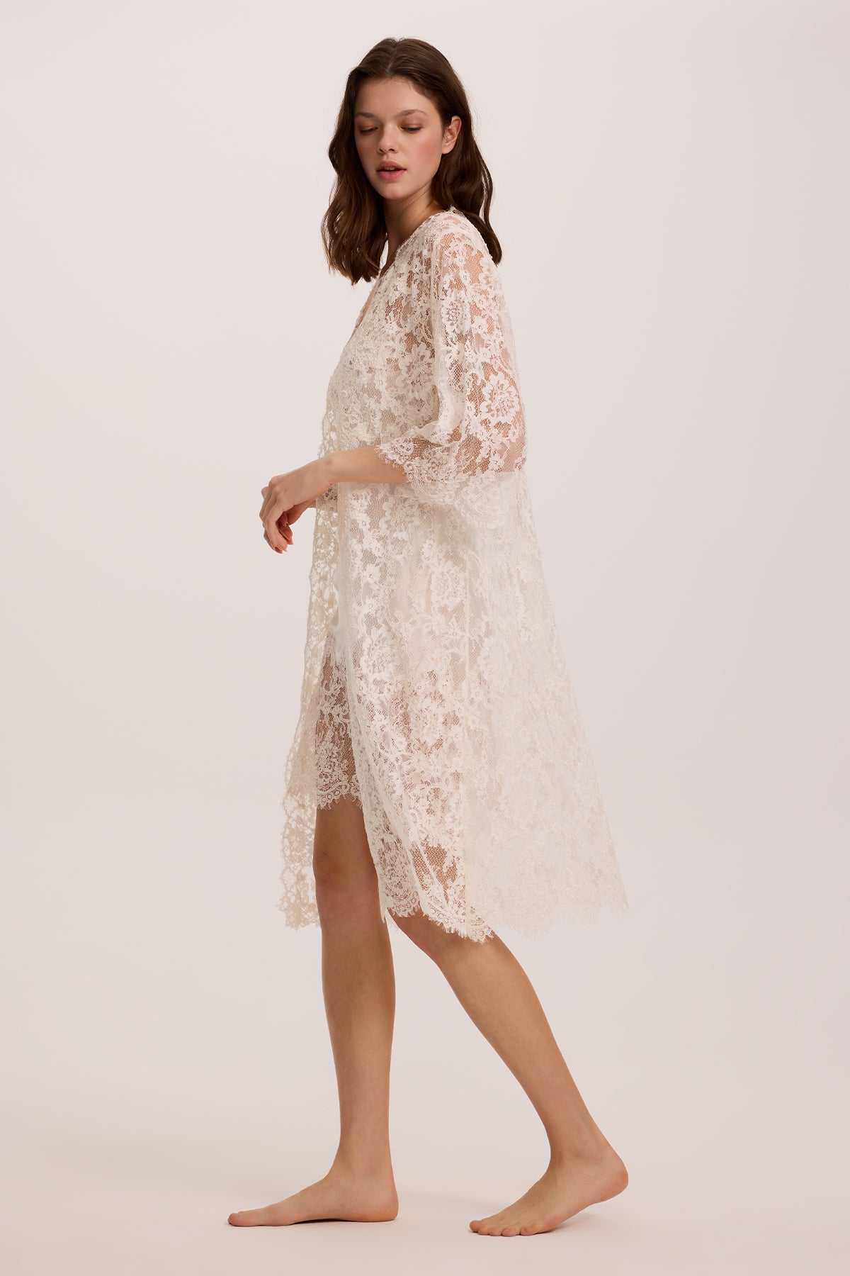 Bianco Silk Nightgown with Lace Robe