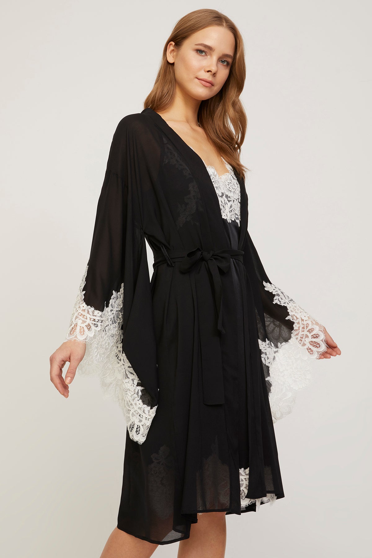 Amore Pure Silk Nightgown with Silk Georgette Robe