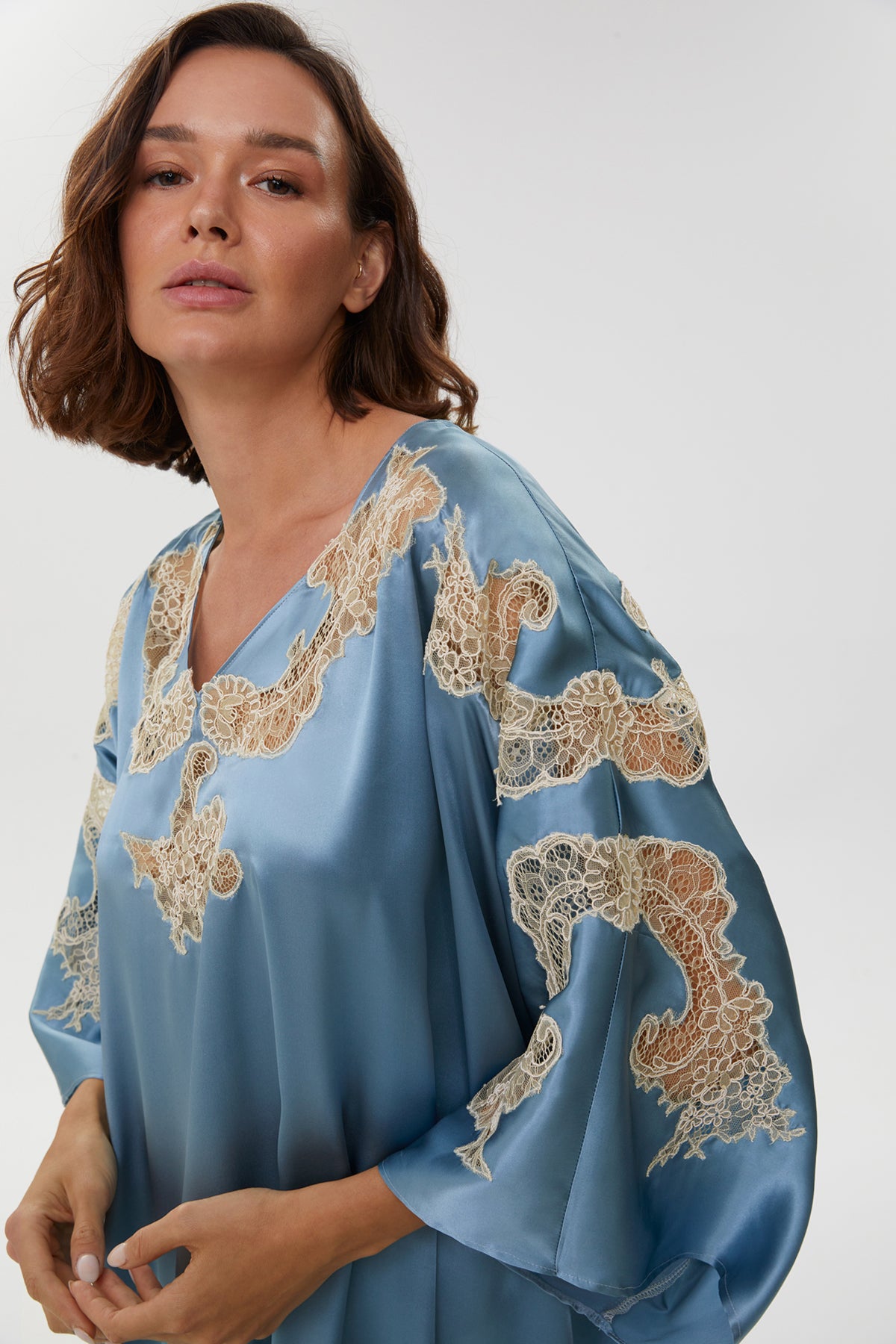 Anais Vintage Blue Silk Kaftan Nightgown