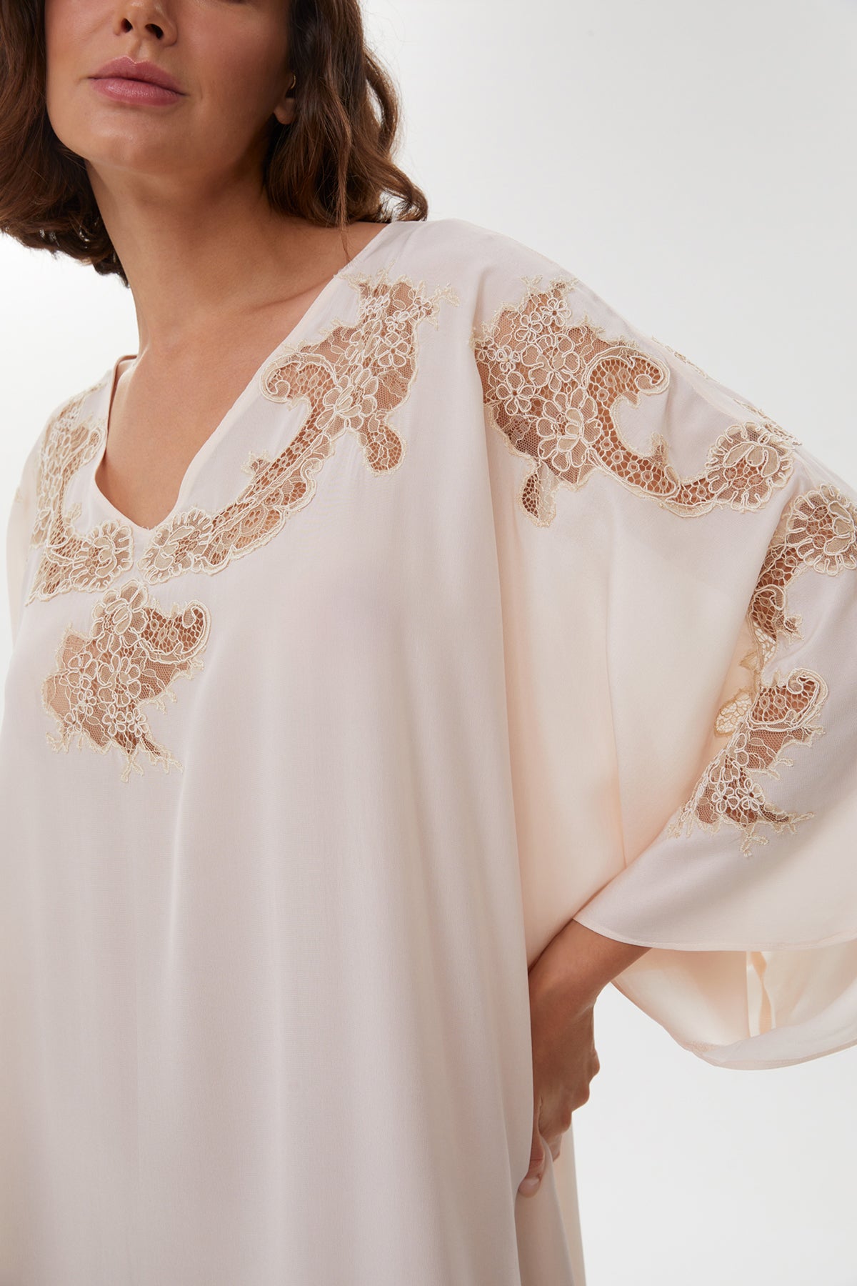 Anais Blush Pearl Silk Kaftan Nightgown