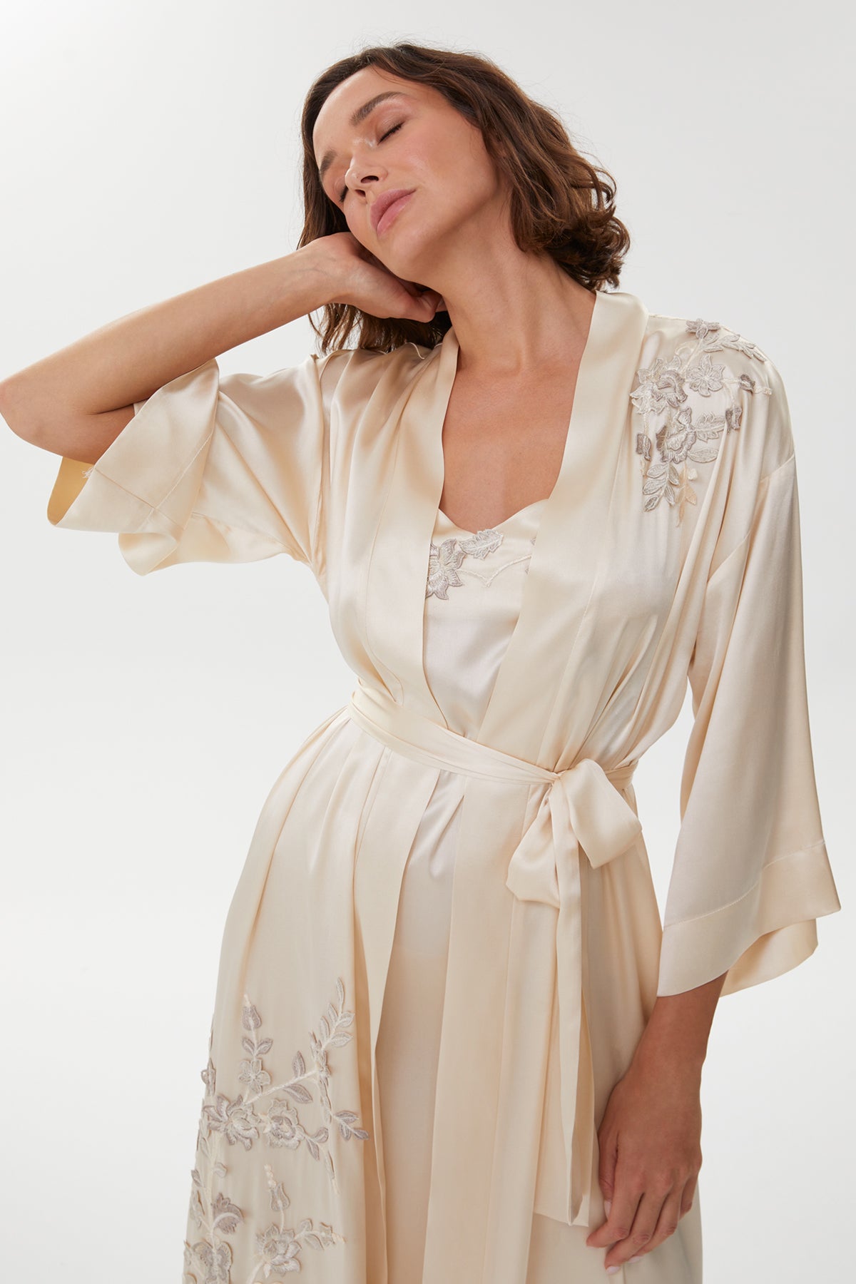 Stephane 3D Floral Lace Silk Nightgown & Robe